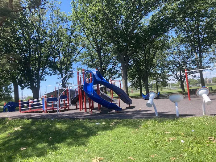 Mattano Park Picture 9