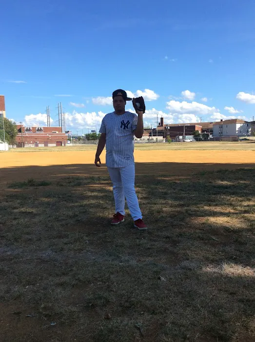 Drotar Field Picture 2