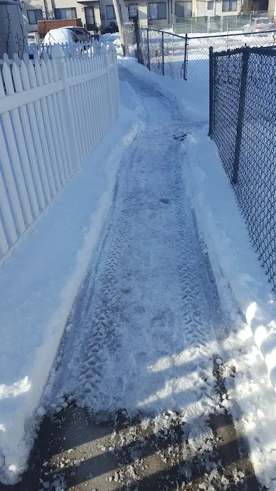 Targee Street Triangle Picture 4