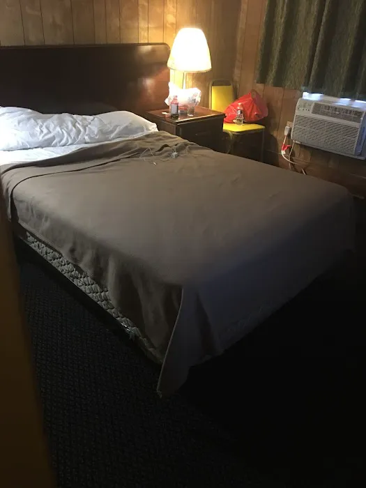 Oak Grand Motel Picture 2
