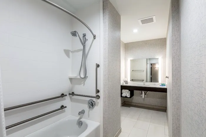 Holiday Inn Express & Suites Jersey City North - Hoboken by IHG Picture 8