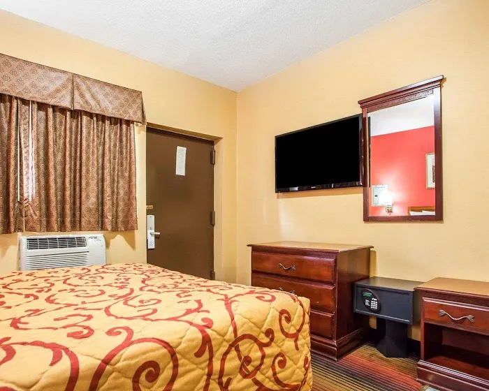 Rodeway Inn Picture 10