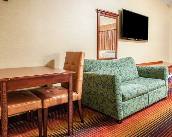 Rodeway Inn Picture 9