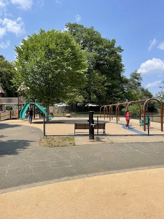 Brookdale Park Picture 9