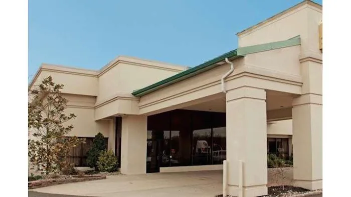 Ramada by Wyndham Fairfield NJ Picture 4