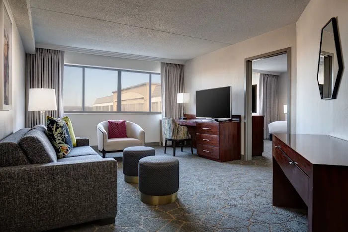 DoubleTree by Hilton Fairfield Hotel & Suites Picture 3