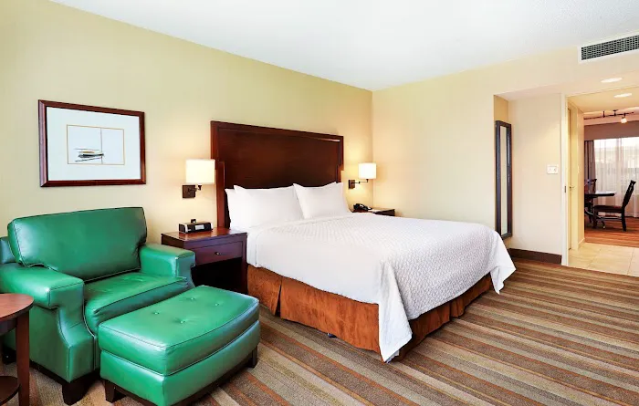 Embassy Suites by Hilton Parsippany Picture 10