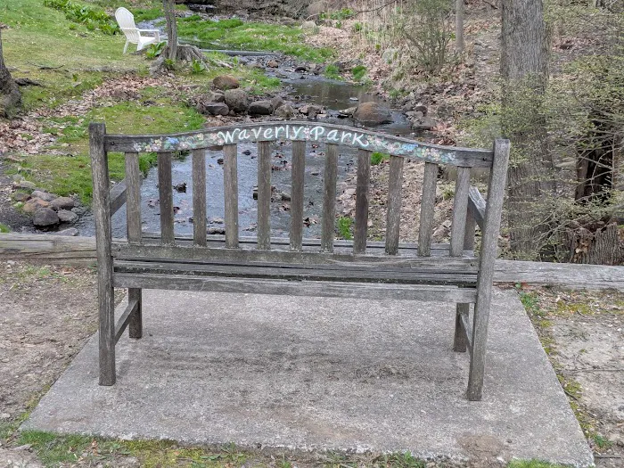 Waverly Park Picture 6