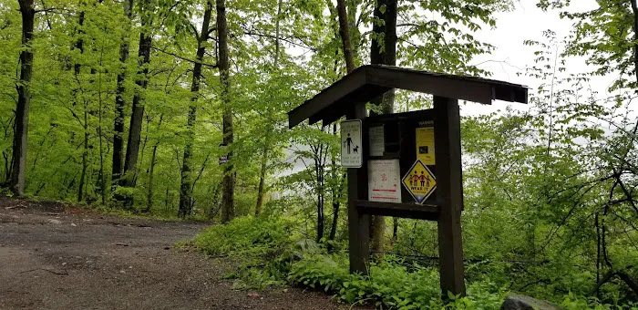 Blue Lake Park Entrance Picture 7
