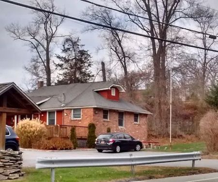 Putnam Valley Dog Shelter
