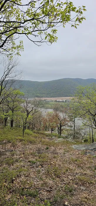 Camp Smith Trailhead II Picture 1