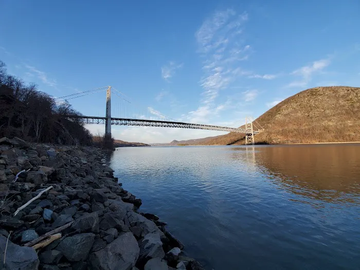 Bear Mountain Dock Picture 4