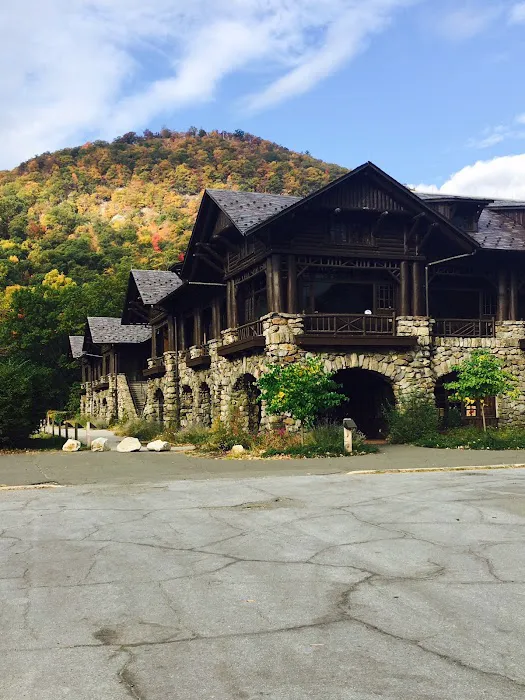 Bear Mountain Inn Picture 1