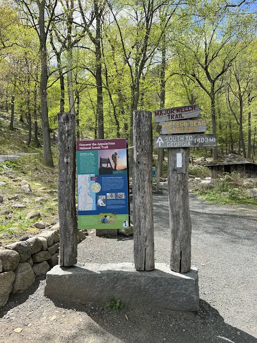 Major Welch Trailhead Picture 10