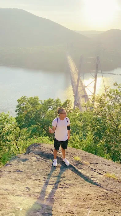 Anthony’s Nose Lookout Picture 1