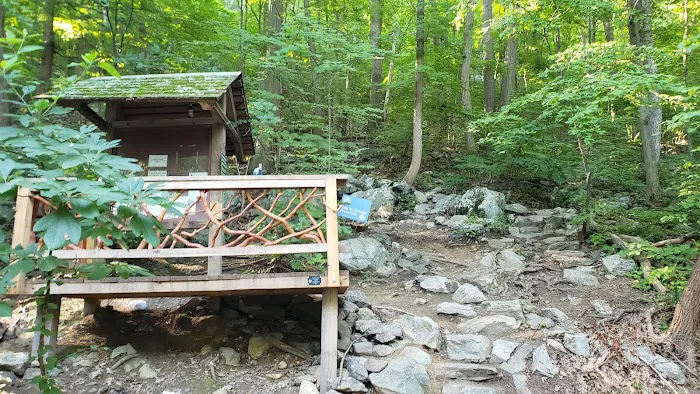 Anthony's Nose Trailhead Picture 9