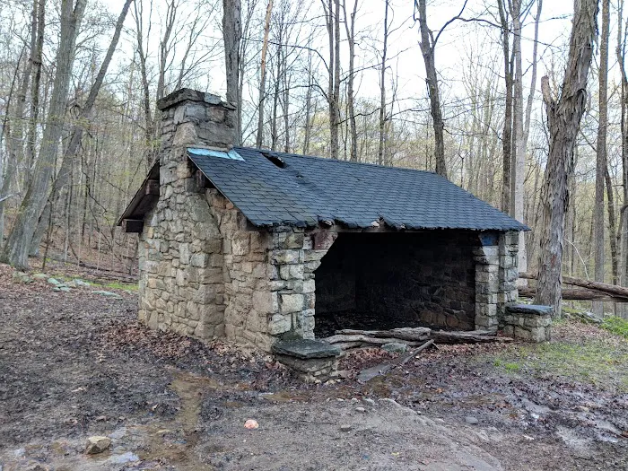 Old Trail Shelter Picture 3