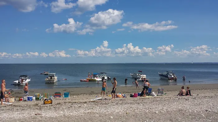 Shea Island Picture 4