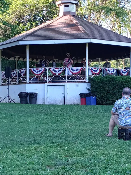 Southeast Veterans Park Picture 10