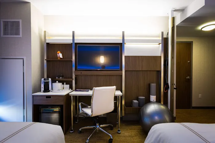 EVEN Hotel New York - Times Square South, an IHG Hotel Picture 9