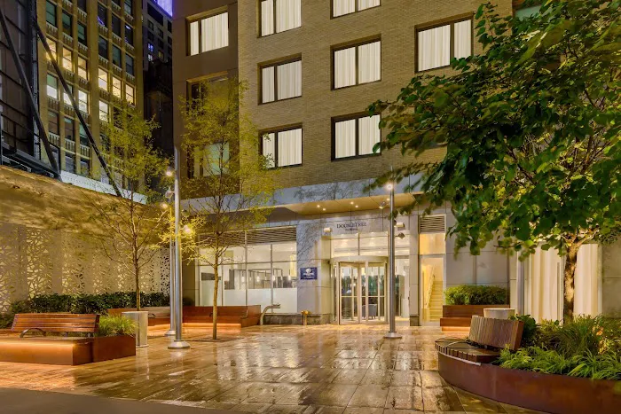 DoubleTree by Hilton New York Times Square South Picture 8