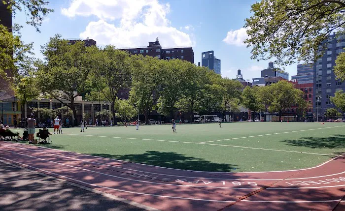 Chelsea Park Picture 2