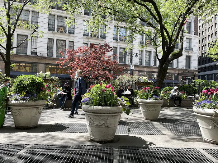 Herald Square Park Picture 4