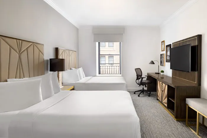 Martinique New York on Broadway, Curio Collection by Hilton Picture 2