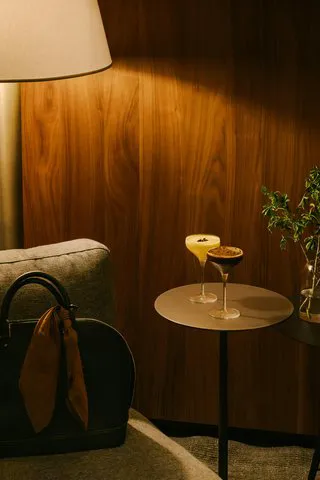 Henri on 24 Hotel Chelsea, Sonder Picture 2