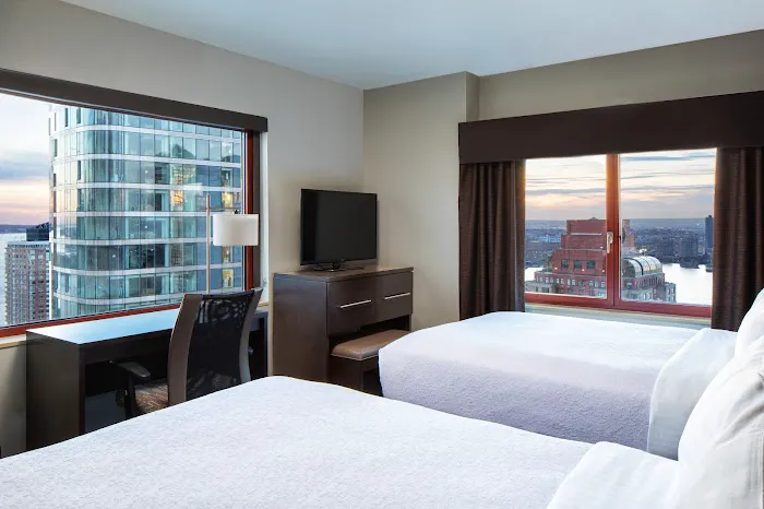 Holiday Inn Manhattan - Financial District, an IHG Hotel Picture 3