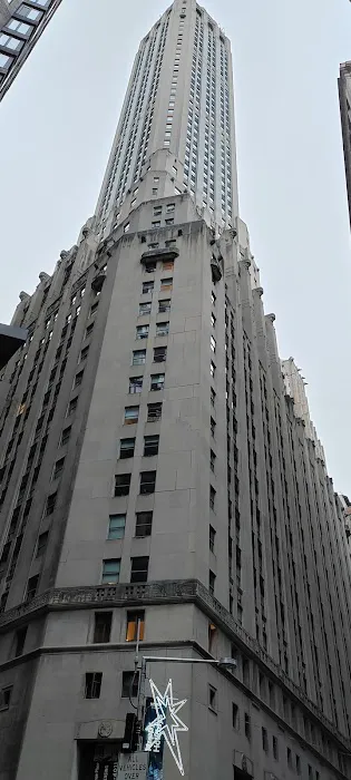 Wall Street Public Courtyard Picture 2