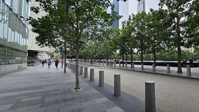 Gwathmey Plaza Picture 3