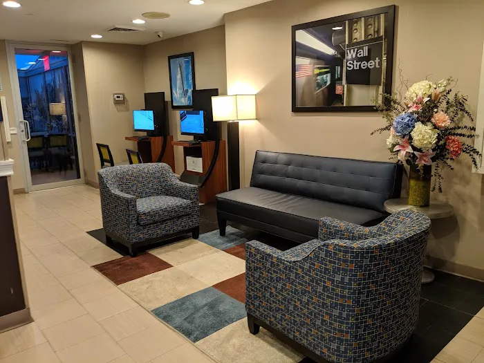 Holiday Inn Express New York City-Wall Street, an IHG Hotel Picture 5