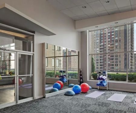 Global Luxury Suites at 90 Washington
