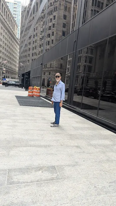 Harry B Helmsley Plaza Picture 10