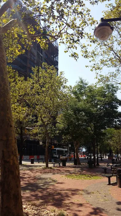 6th Avenue Picture 4
