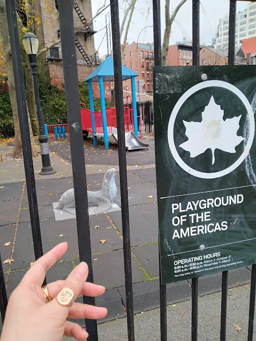Playground of the Americas Picture 6