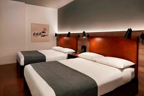 Moxy NYC Downtown Picture 10