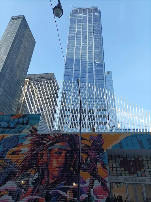 Tribeca Tower Courtyard Picture 8