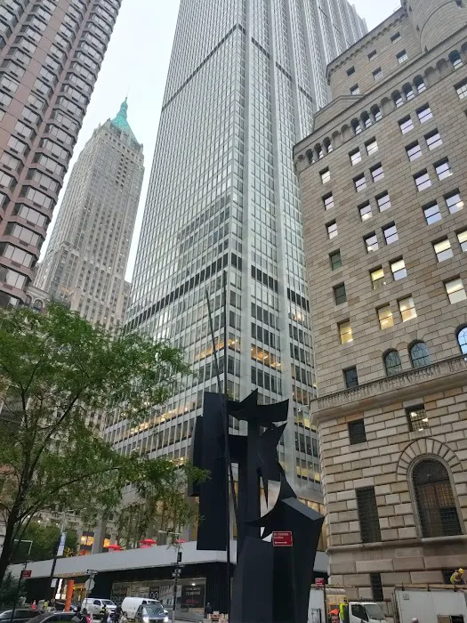 Louise Nevelson Plaza Picture 9