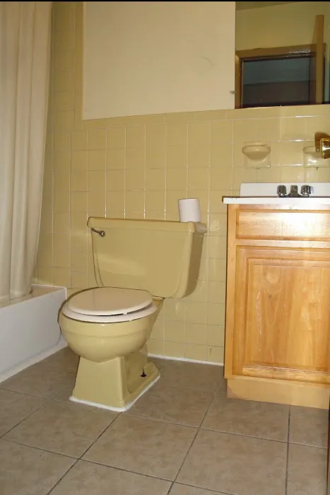Royal Motel Picture 1
