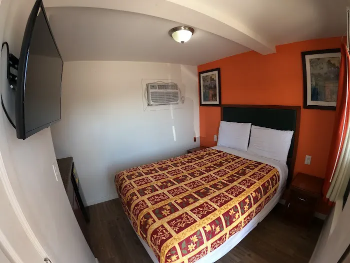 Rest Inn - Elizabeth Picture 1