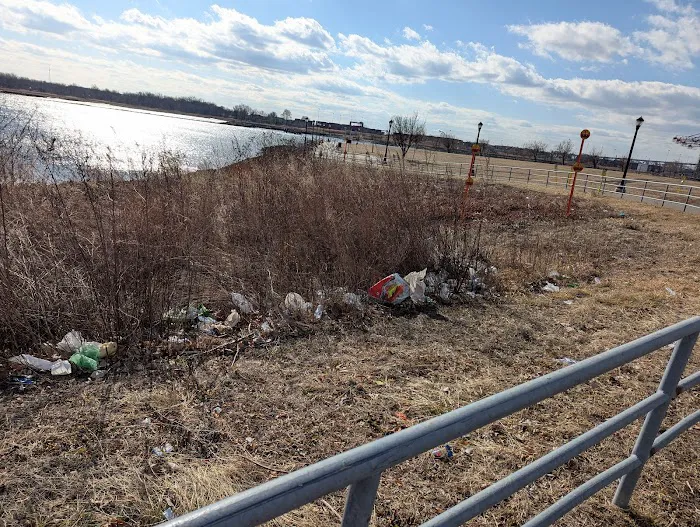 Elizabeth River Trail Picture 1