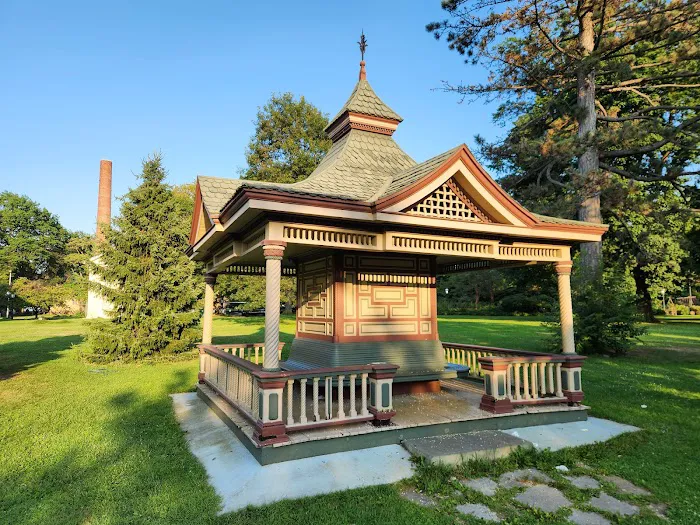 Weissglass Gazebo Picture 4