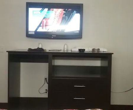 Budget Inn