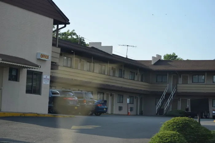 Ritz Motel Picture 2