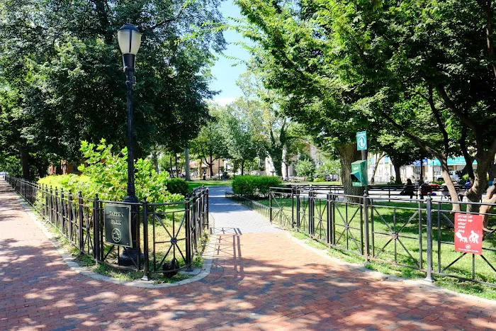Marciante Square Picture 7