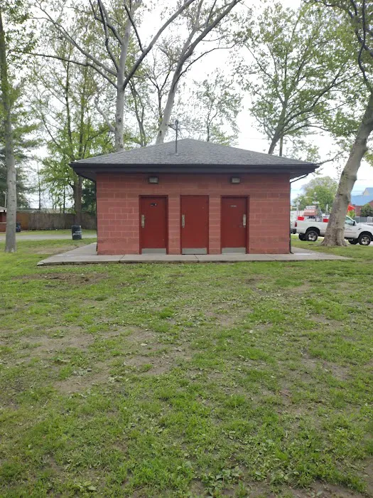Riverbank Park - Norman Doyle Pavilion Picture 9