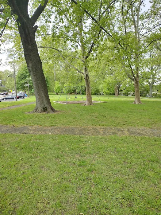 Riverbank Park - Norman Doyle Pavilion Picture 5