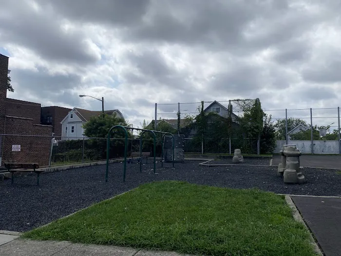 William Street Park Picture 11